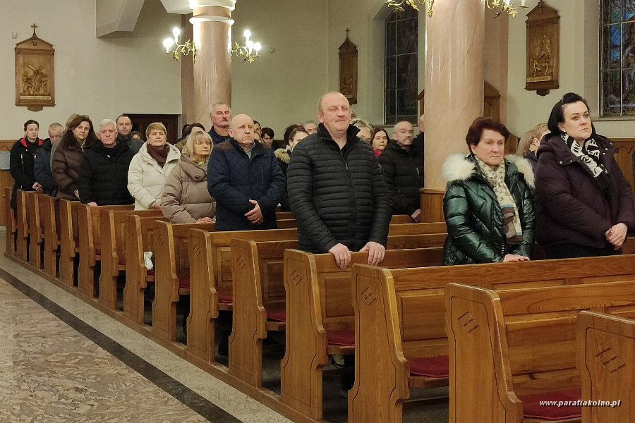 46 Wtorek - msza wieczorna.jpg